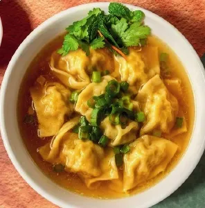 SOUPE DE RAVIOLIS AUX CREVETTES